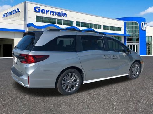 New 2026 Honda Odyssey Touring image 3