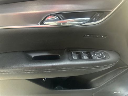 Used 2021 Cadillac XT6 Luxury FWD image 27