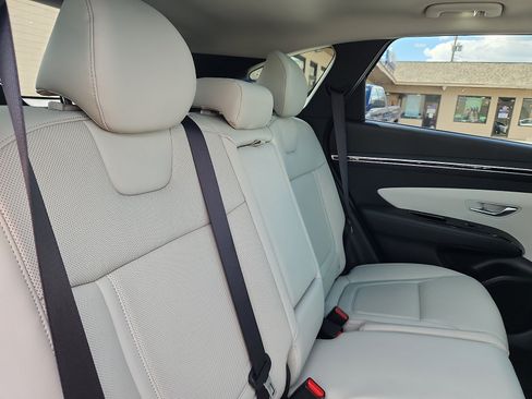 Certified 2024 Hyundai Tucson Limited AWD/4WD image 30