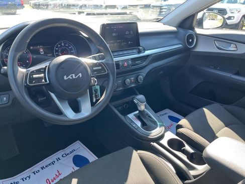 Used 2023 Kia Forte LXS w/ LXS Technology Package image 12