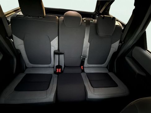 Used 2023 Ford Bronco Big Bend image 18