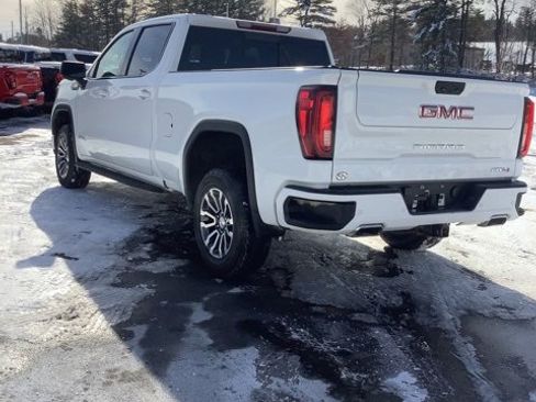 Used 2023 GMC Sierra 1500 AT4 w/ AT4 Preferred Package image 4
