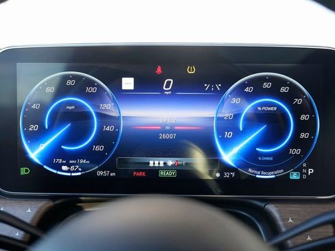 Used 2023 Mercedes-Benz EQS 450+ SUV image 53