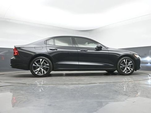 Used 2025 Volvo S60 B5 Plus AWD/4WD image 42