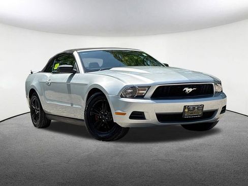 Used 2012 Ford Mustang Premium RWD image 2