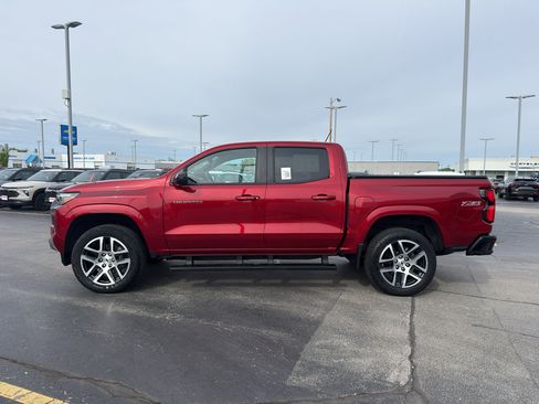 Used 2023 Chevrolet Colorado Z71 w/ Z71 Convenience Package 2 AWD/4WD image 6