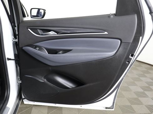 Used 2024 Buick Enclave Premium image 30