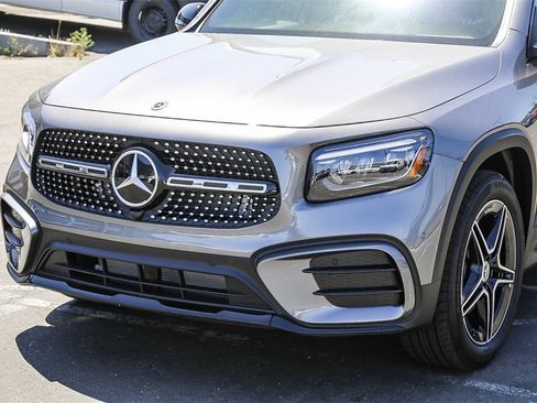 Used 2024 Mercedes-Benz GLB 250 image 7