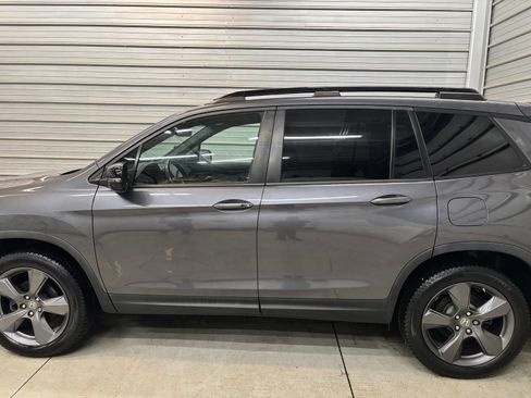 Used 2021 Honda Passport Touring image 7