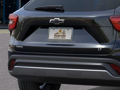 New 2026 Chevrolet Trax LT FWD image 14