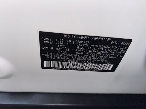 Certified 2024 Subaru Outback Premium AWD/4WD image 30