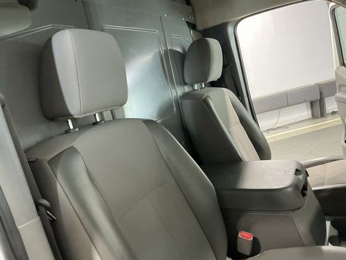 Used 2017 Nissan NV 2500 SV w/ Technology Package image 30
