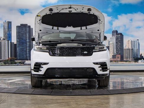 New 2026 Land Rover Range Rover Velar Dynamic SE image 4
