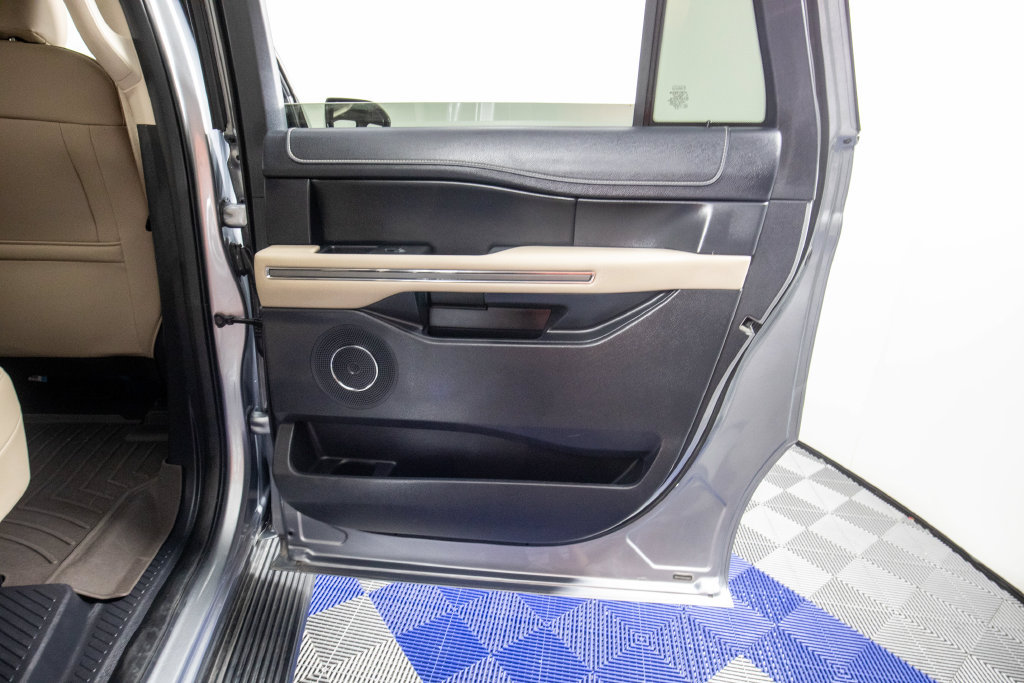 Used 2024 Ford Expedition Max XLT RWD image 17