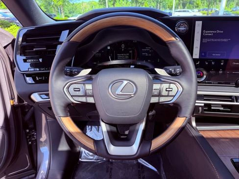 Certified 2025 Lexus RX 350 Premium FWD image 18