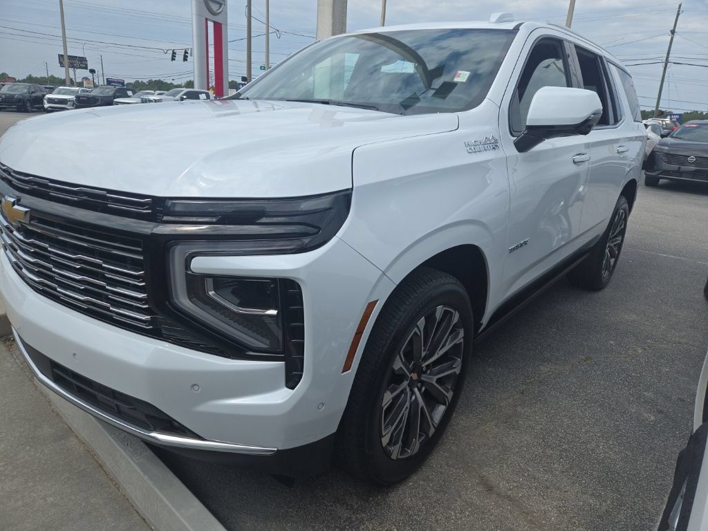 Used 2026 Chevrolet Tahoe High Country RWD image 1