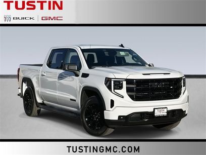 New 2026 GMC Sierra 1500 Elevation w/ LPO, Elevation Black Package