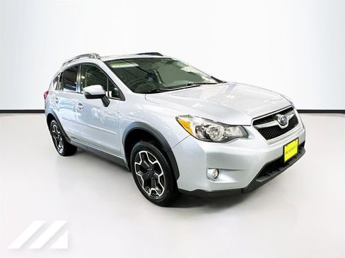 Used 2015 Subaru Crosstrek 2.0i Limited w/ Popular Package #2 AWD/4WD image 3