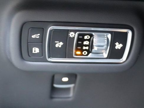 Used 2024 Lincoln Nautilus Reserve w/ Equipment Group 202A image 30