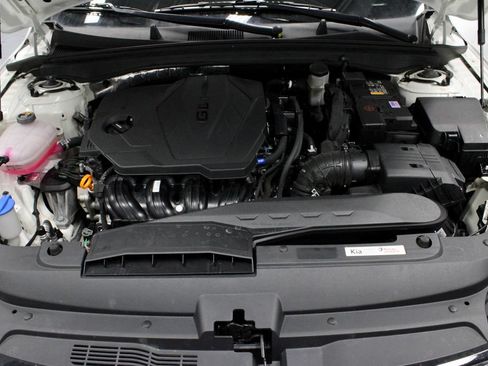 Used 2025 Kia K5 GT-Line w/ GT-Line Premium Package AWD/4WD image 17