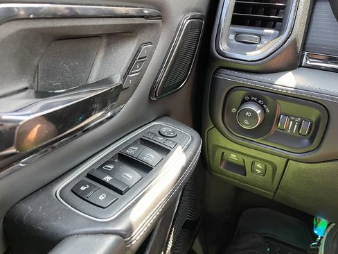Used 2022 RAM 1500 Limited AWD/4WD image 8