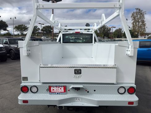 New 2026 Ford F250 XL w/ XL Chrome Package image 3