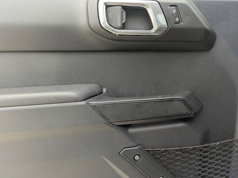 New 2026 Ford Bronco Outer Banks w/ Sasquatch Package image 12