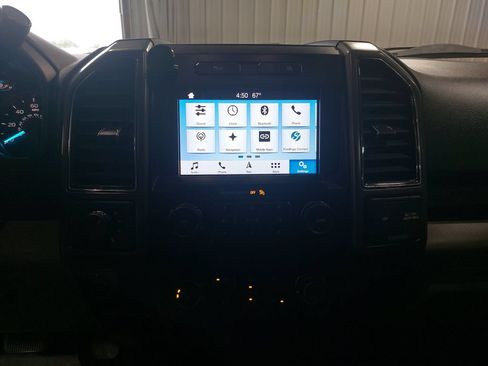 Used 2019 Ford F150 XLT w/ Equipment Group 302A Luxury AWD/4WD image 18