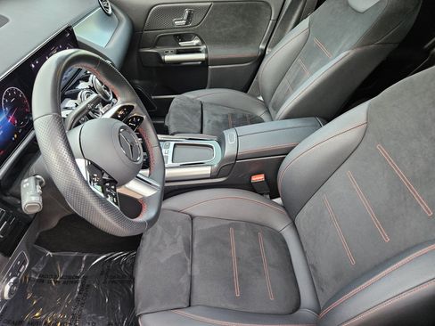 Certified 2025 Mercedes-Benz GLA 250 image 12