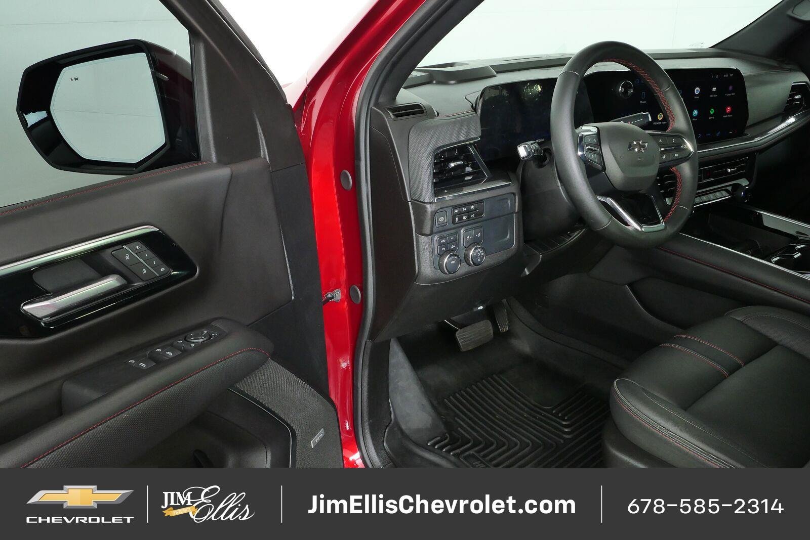 Used 2025 Chevrolet Tahoe RST w/ Comfort Package AWD/4WD image 8