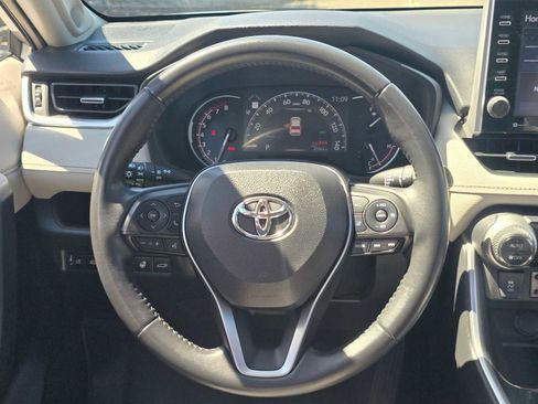Used 2022 Toyota RAV4 Limited AWD/4WD image 19
