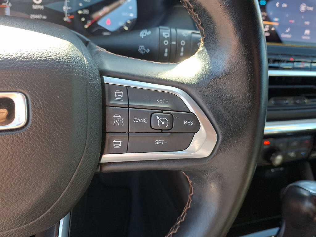 Used 2022 Jeep Compass Limited AWD/4WD image 22