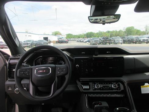 New 2026 GMC Sierra 1500 AT4 AWD/4WD image 19
