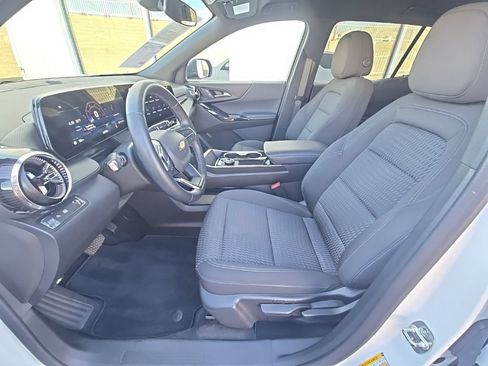 Certified 2026 Chevrolet Equinox LT FWD image 29