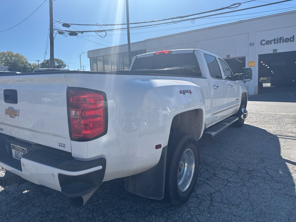 Used 2019 Chevrolet Silverado 3500 LTZ w/ Duramax Plus Package AWD/4WD image 5