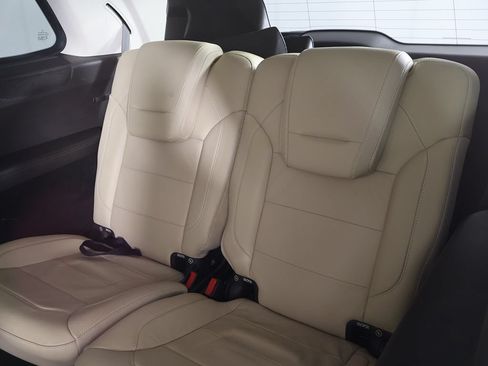 Used 2018 Mercedes-Benz GLS 550 4MATIC image 33