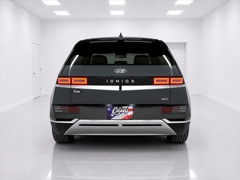 Used 2023 Hyundai Ioniq 5 SEL AWD/4WD image 6