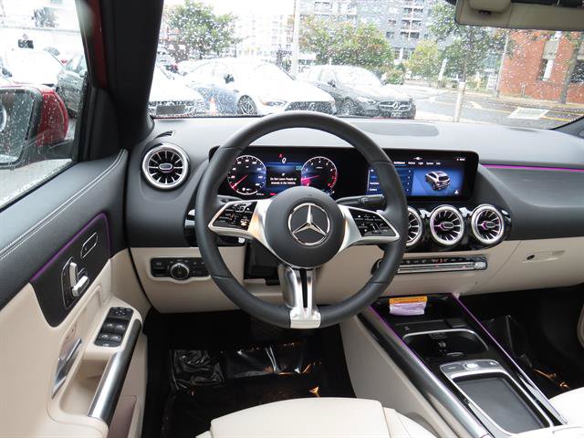 Used 2026 Mercedes-Benz GLA 250 4MATIC image 10