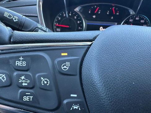 Used 2024 Chevrolet Equinox Premier AWD/4WD image 31