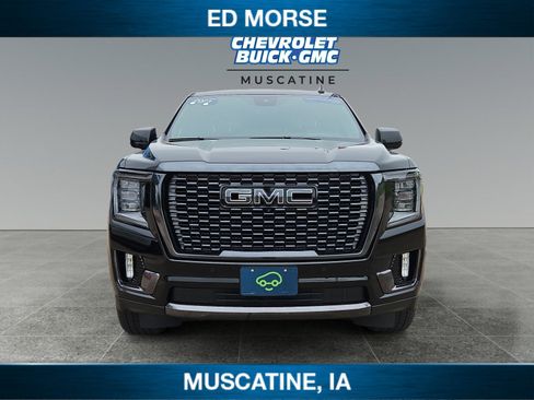 Used 2023 GMC Yukon XL Denali Ultimate w/ LPO, Floor Liner Package AWD/4WD image 8