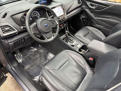 Used 2021 Subaru Forester Touring image 11