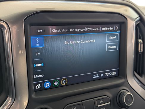 Used 2021 Chevrolet Silverado 1500 LT AWD/4WD image 26