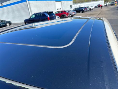 Used 2016 Lincoln MKX Reserve w/ Technology Package AWD/4WD image 12