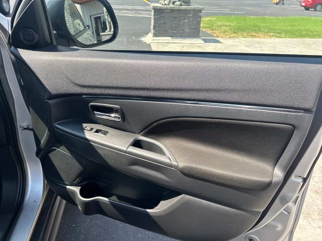 Used 2022 Mitsubishi Outlander Sport FWD image 21