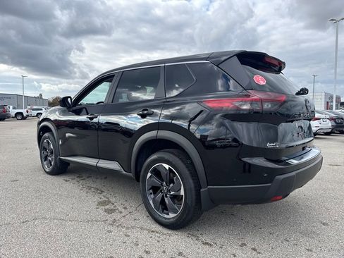New 2026 Nissan Rogue SV image 3