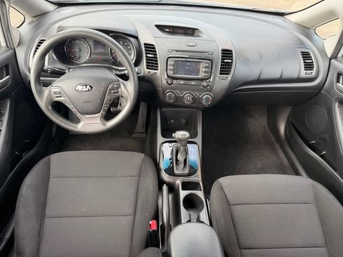 Used 2017 Kia Forte LX FWD image 11