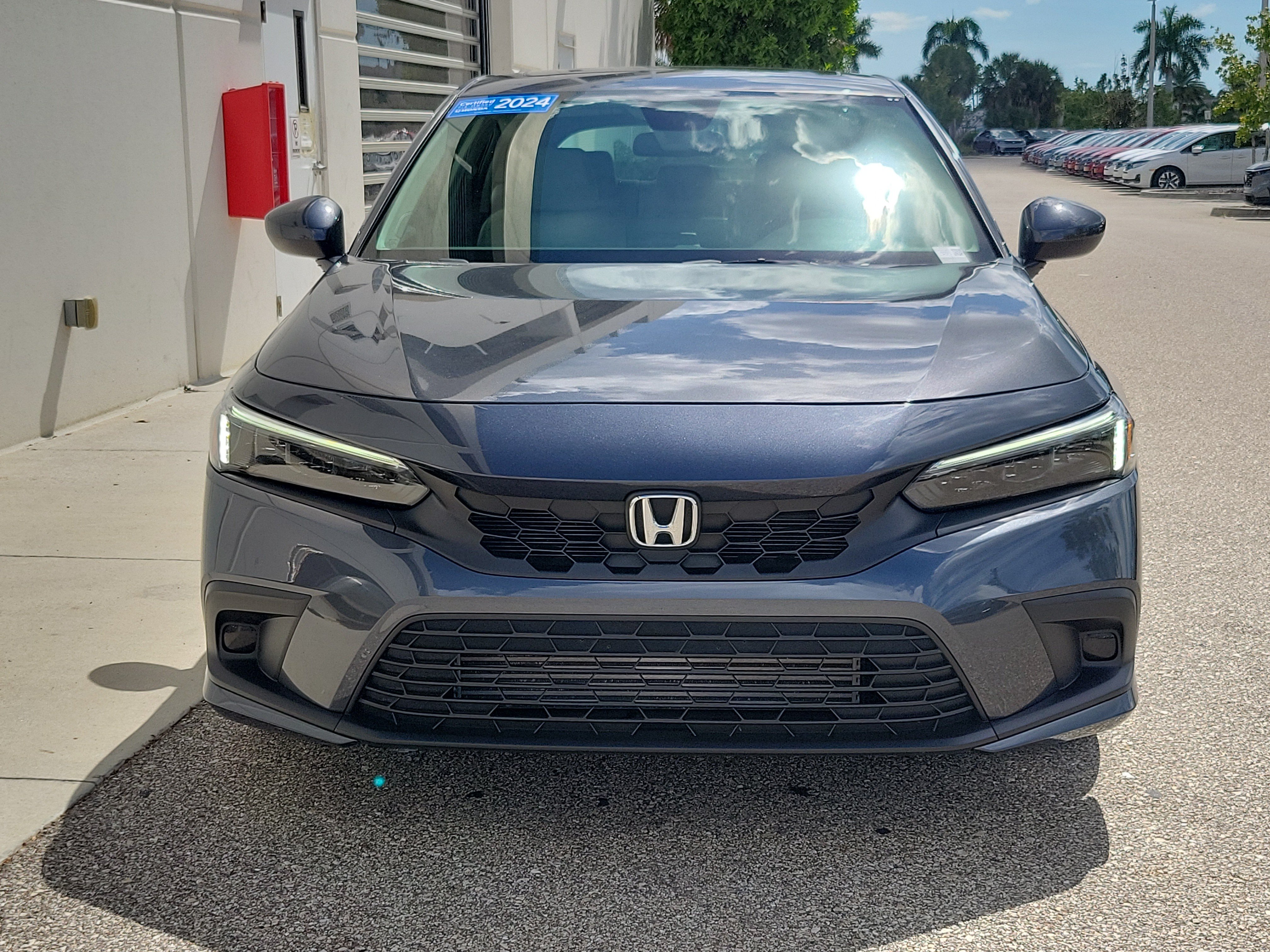 Certified 2024 Honda Civic EX-L image 2