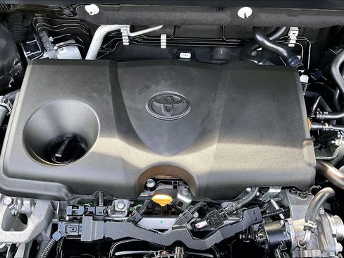 Certified 2024 Toyota RAV4 LE image 32