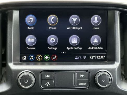 Used 2022 Chevrolet Colorado Z71 AWD/4WD image 12