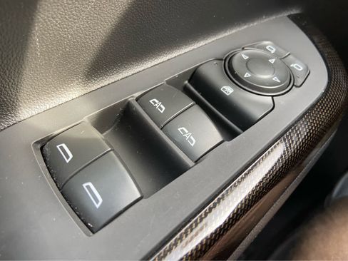 Used 2023 GMC Acadia AT4 AWD/4WD image 35